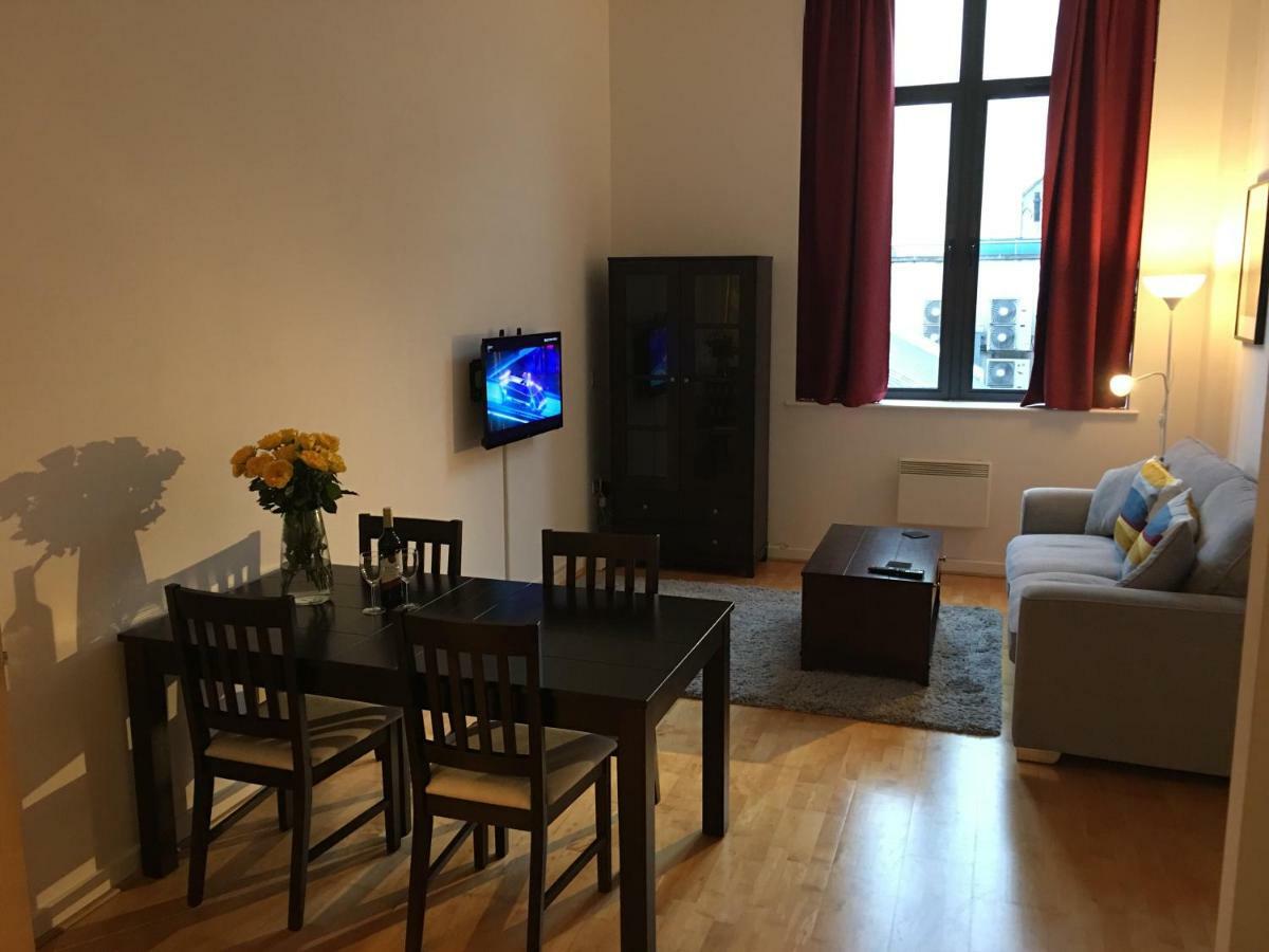 Stylish City Centre Apartment Кардифф Экстерьер фото
